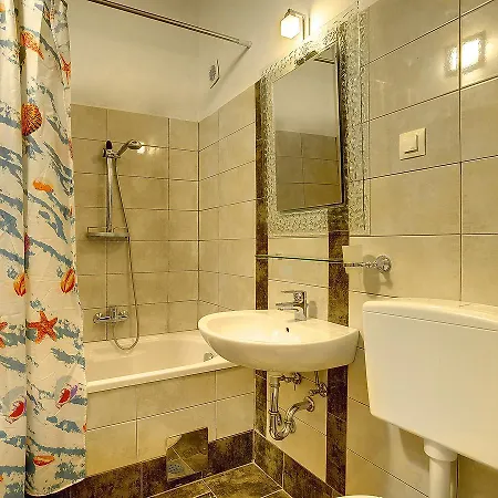 Holiday Katarina * Batlug